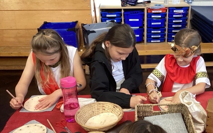 Year 3 History Off The Page Roman Day